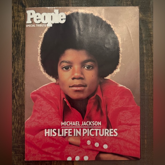 Michael Jackson People Magazine Cover Special Double Issue July 13, 2009 - Picture 2 of 7